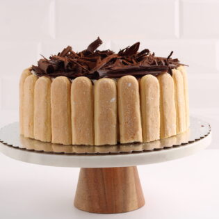 Tiramisu Cake
